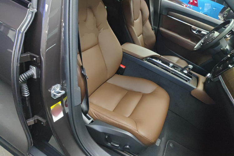 沃尔沃V90 2022款 Cross Country B5 AWD 智远版局部细节41