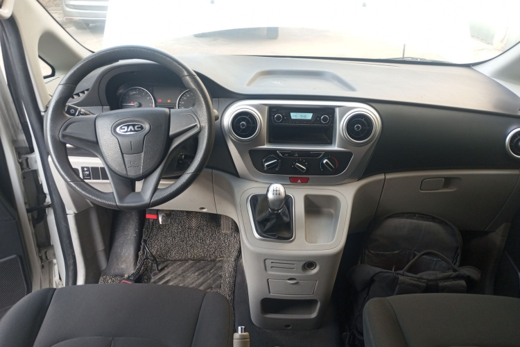 江淮瑞风 瑞风M3 2019款 创客版 1.8L 豪华型中控内饰7002