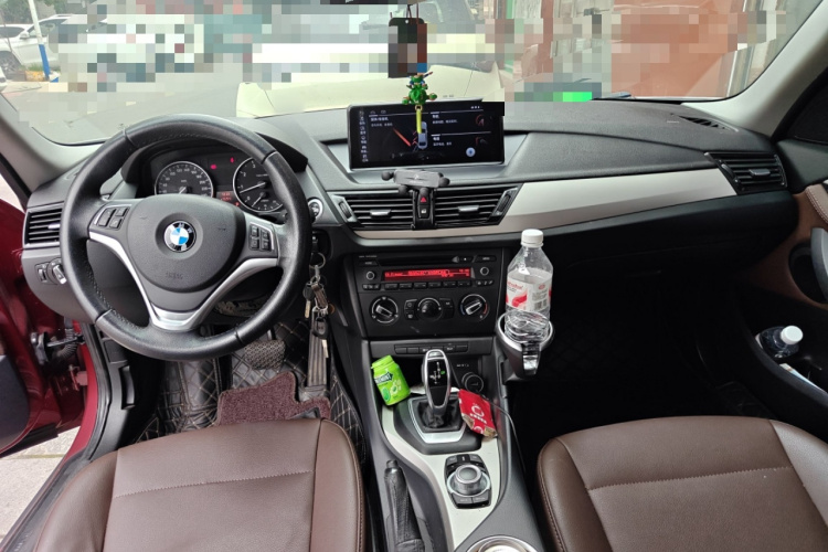 宝马X1 2014款 sDrive18i 时尚型中控内饰12