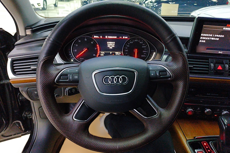 奥迪A6L 2018款 30周年年型 TFSI 进取型中控内饰13