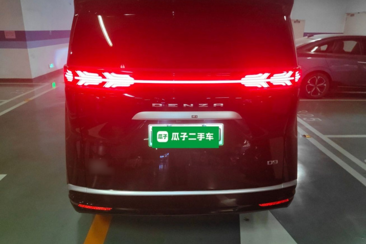 腾势D9 2022款 DM-i 970 四驱旗舰型车身外观6004