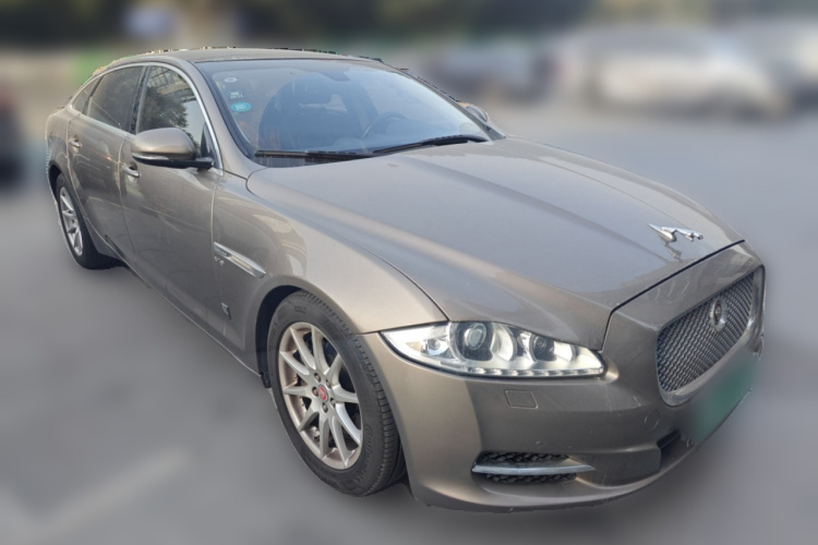 捷豹XJ 2015款 XJL 2.0T 典雅商务80周年典藏版车身外观6002
