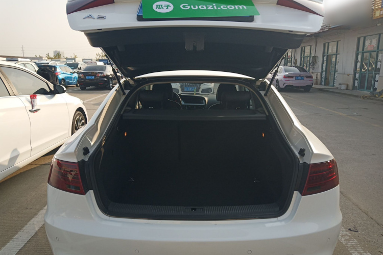 奥迪A5 2016款 改款 Sportback 45 TFSI 舒适型机舱底盘23