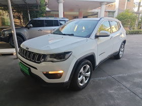 Jeep 指南者 2017款 200T 自动家享版