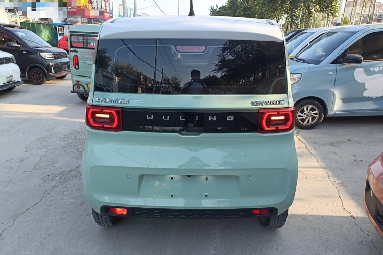 五菱汽车 宏光MINIEV 2021款 马卡龙时尚款 磷酸铁锂车身外观6004