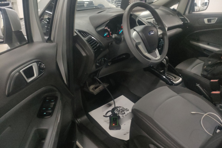 福特 翼搏 2013款 1.5L 自动风尚型局部细节19