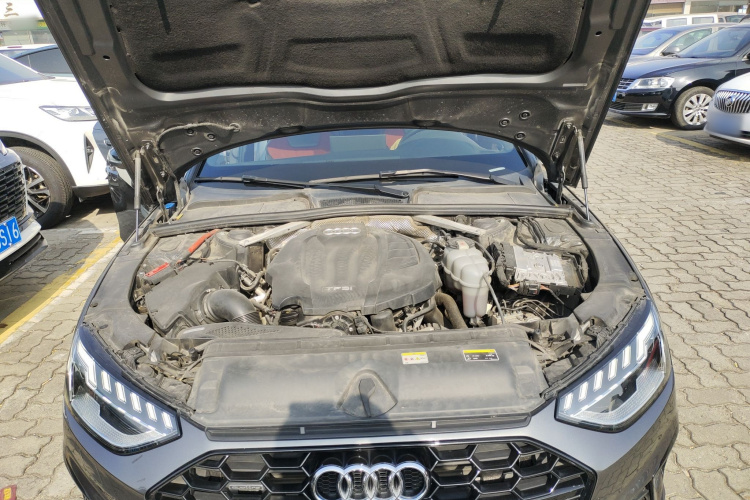 奥迪A4L 2022款 45 TFSI quattro 臻选动感型局部细节24