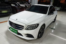 奔驰C级 2019款 C 260 运动版
