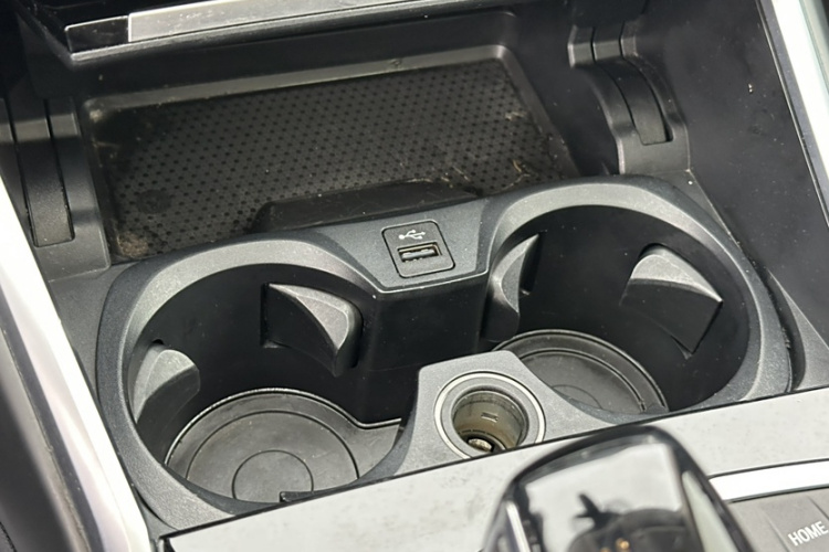 宝马3系 2021款 改款 320Li M运动套装局部细节9007