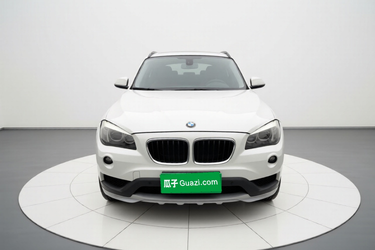 宝马X1 2015款 sDrive18i 时尚晋级版车身外观2