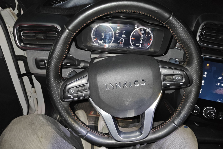 领克03 2020款 1.5TD DCT劲版中控内饰13