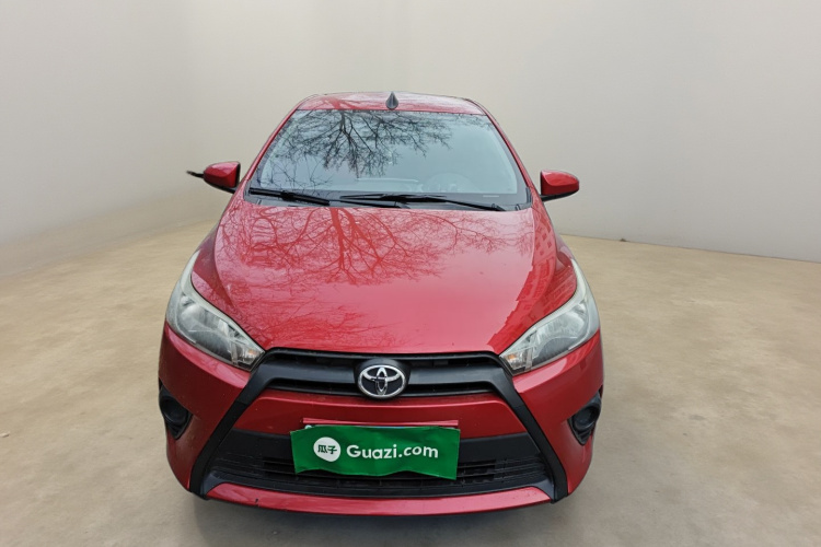 丰田 YARiS L 致炫 2014款 1.3E 自动魅动版车身外观2