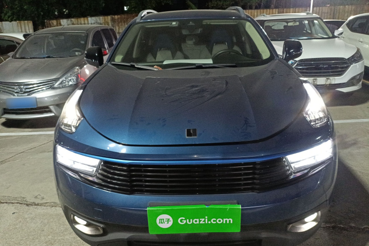 领克01 2017款 2.0T 两驱耀Pro版车身外观2