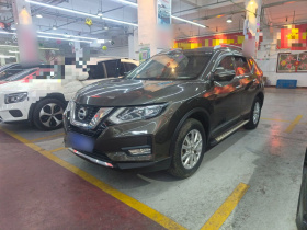 日产 奇骏 2017款 2.0L CVT舒适版 2WD