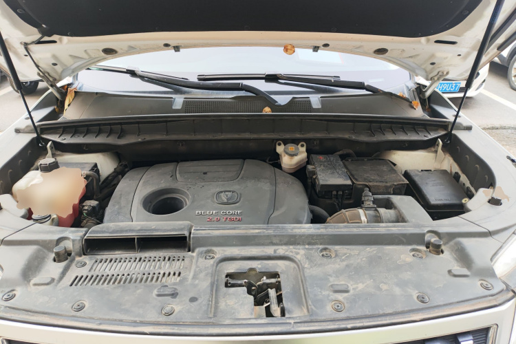 长安CS95 2017款 2.0T 四驱智驭版机舱底盘24