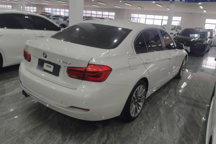 宝马3系 2019款 320Li 时尚型车身外观6004