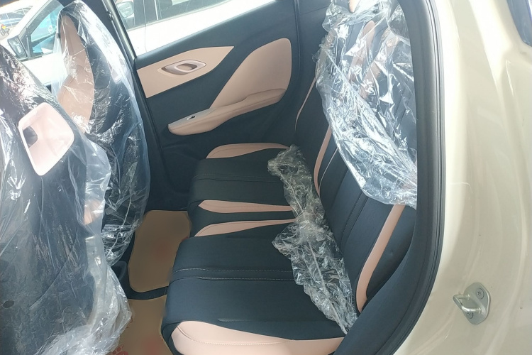 比亚迪 海鸥 2025款 305km 活力版中控内饰7004