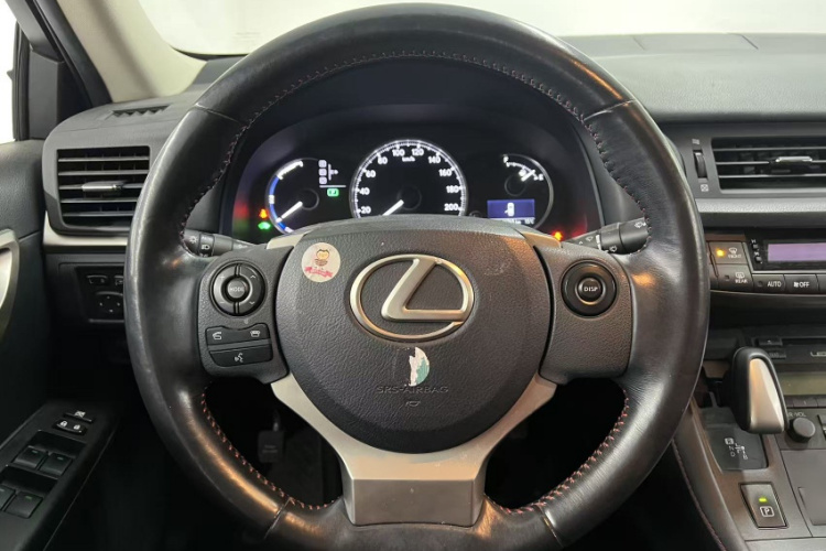 雷克萨斯CT 2017款 CT200h 精英版 单色 国V局部细节13