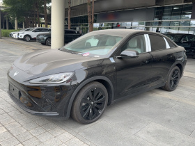 ARCFOX极狐 极狐 阿尔法S(ARCFOX αS) 2023款 603D 森林版 320kW