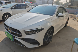 奔驰A级 2023款 A 200 L 时尚型