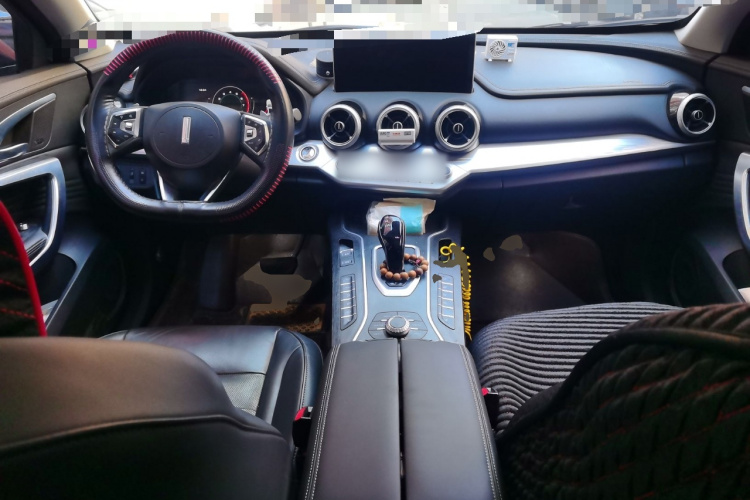 魏牌 VV7 2020款 2.0T 旗舰型中控内饰12