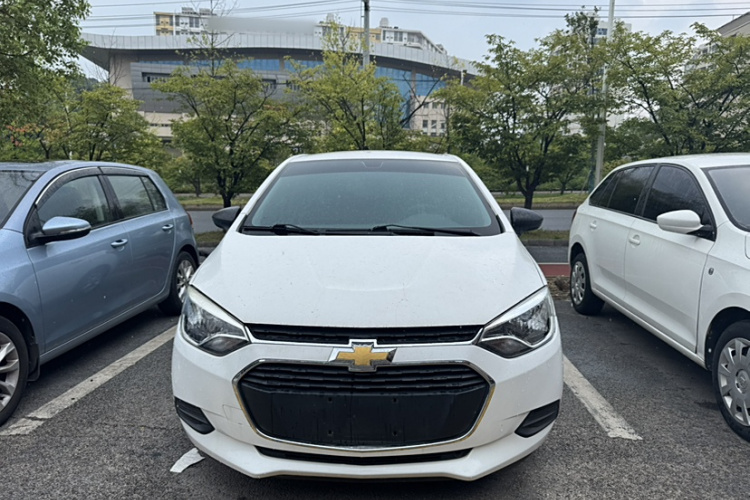 雪佛兰 乐风RV 2016款 1.5L 自动畅行版车身外观6001