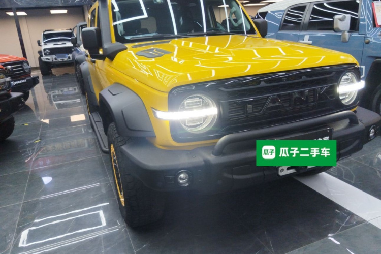 坦克300 2022款 2.0T 边境限定版车身外观2