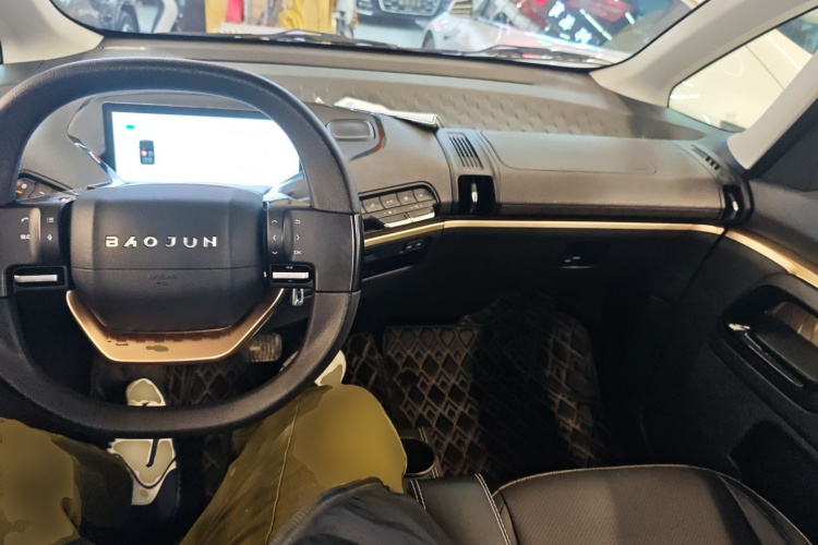 宝骏KiWi EV 2021款 设计师 磷酸铁锂中控内饰7002