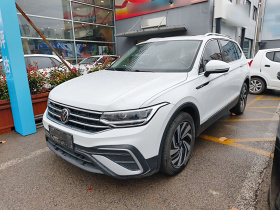 大众 途观L 2024款 300TSI 自动两驱智享版