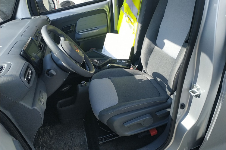 五菱汽车 五菱之光新能源 2025款 305km 进取型局部细节19