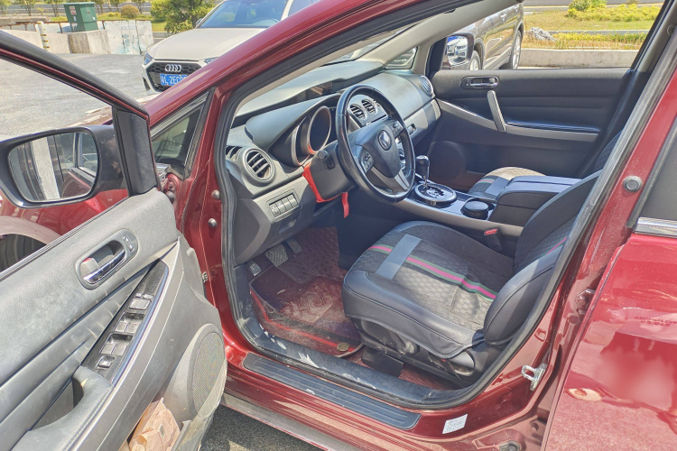 马自达CX-7 2014款 2.5L 2WD 时尚版中控内饰7002