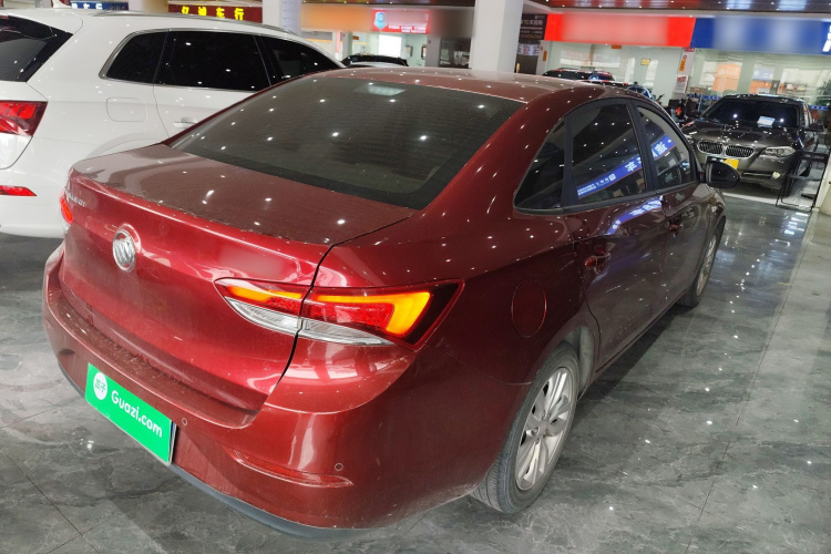 别克 英朗 2021款 典范 1.5L 自动精英型车身外观7