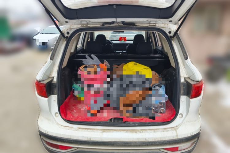 中国重汽VGV VGV U70 2020款 1.5T 手动精英天窗版 5座中控内饰23