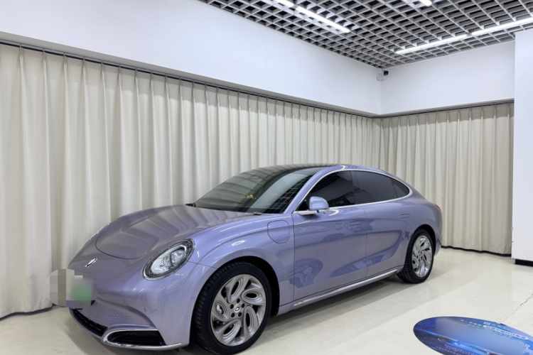 欧拉闪电猫 2022款 555km 尊贵版车身外观1