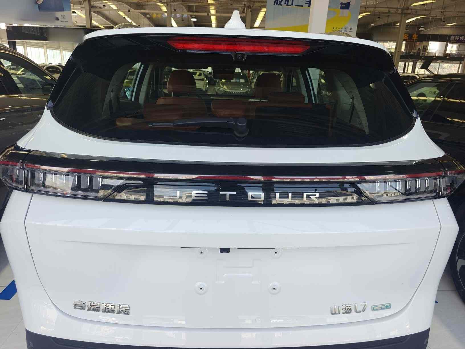 捷途山海L7 2024款 1.5T 120km ULTRA 7座(4)