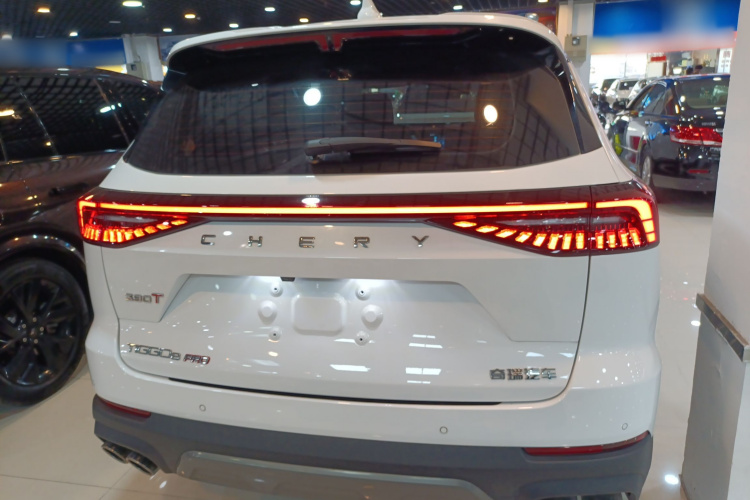 奇瑞 瑞虎8 PRO 2024款 冠军版 390T 两驱巅峰版 7座车身外观6