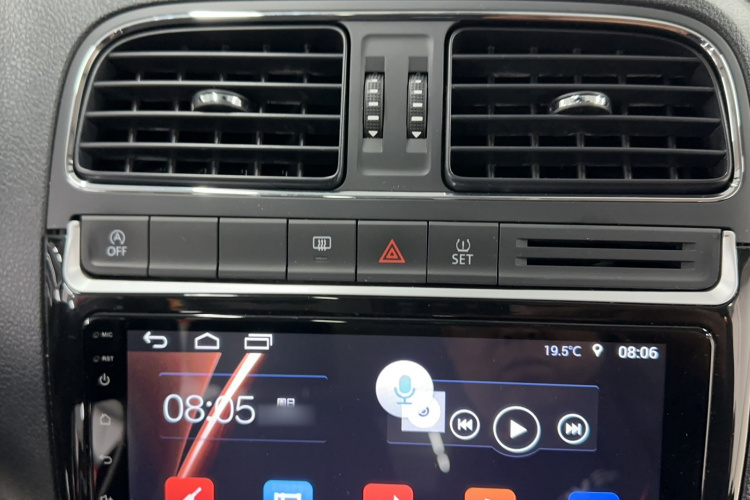 大众 Polo 2018款 1.5L 自动安享型中控内饰7011