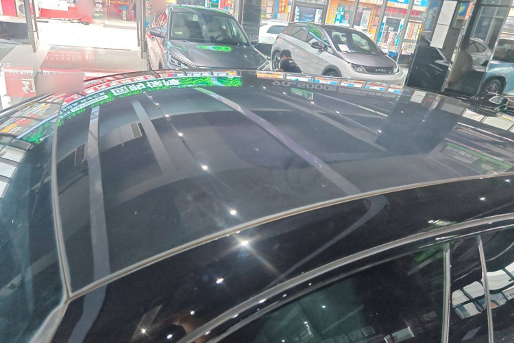 极氪001 2023款 WE版 86kWh局部细节57