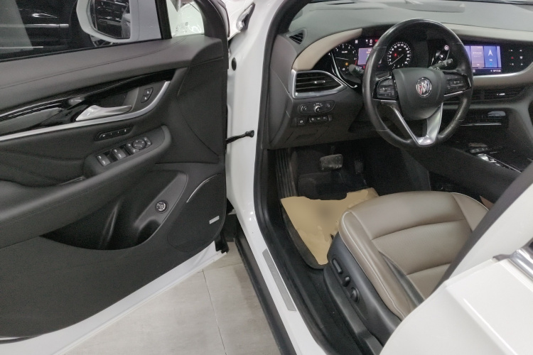 别克 昂科旗 2020款 28T 四驱尊享旗舰型中控内饰20