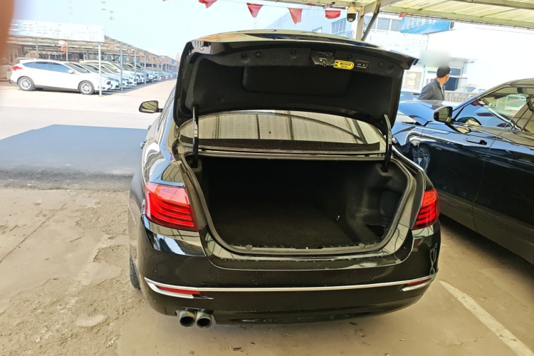 宝马5系 2014款 525Li 领先型机舱底盘23