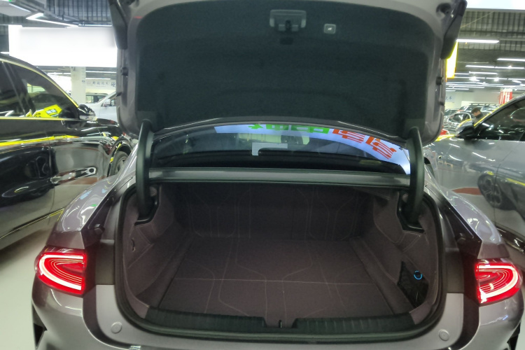 小米汽车 小米SU7 2024款 四驱超长续航高阶智驾Max版机舱底盘23