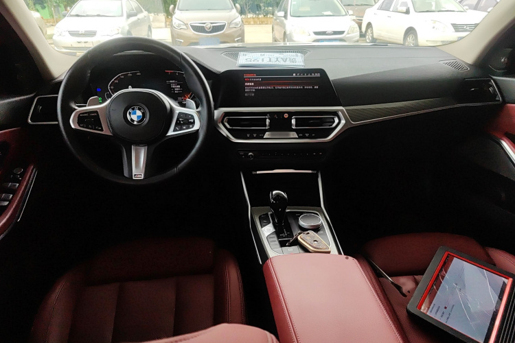 宝马3系 2022款 325Li M运动曜夜套装中控内饰7002