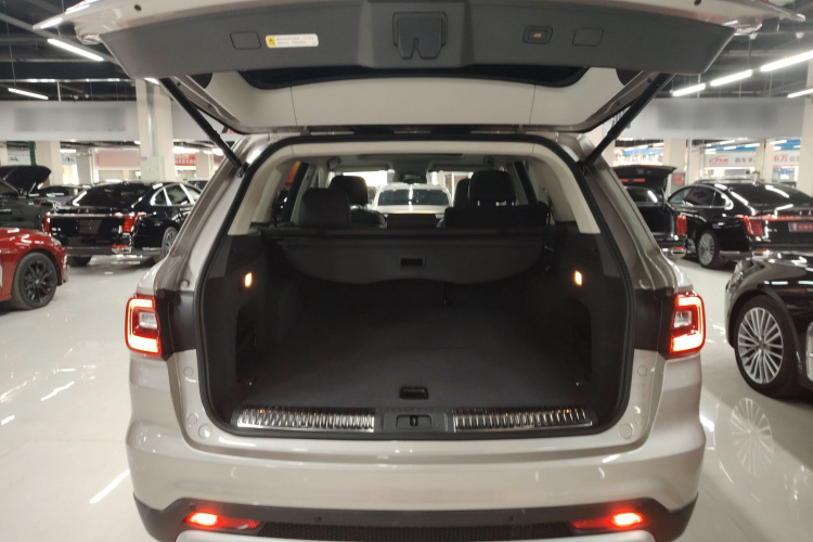 红旗HS7 2019款 3.0T 自动四驱智联旗畅版局部细节23