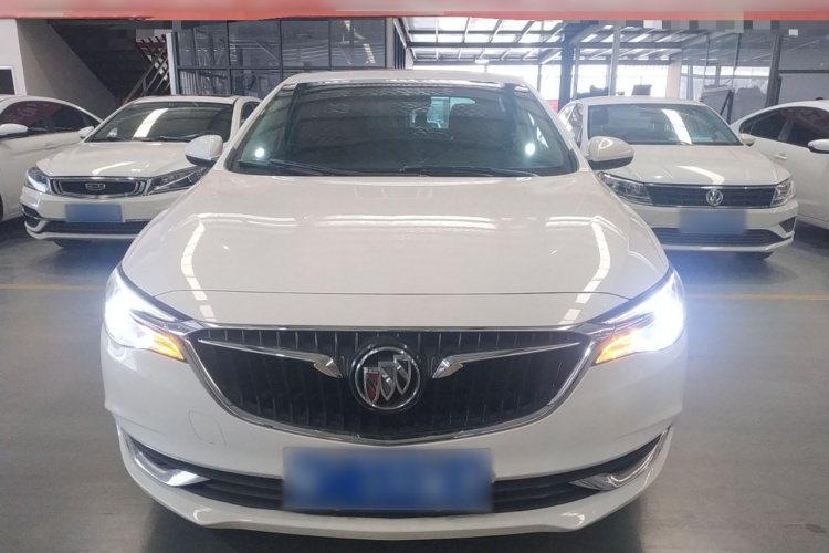 别克 英朗 2021款 1.3T 自动轻混动精英型车身外观2