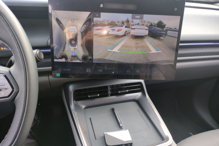 领克07 2024款 EM-P 126长续航 Ultra局部细节16