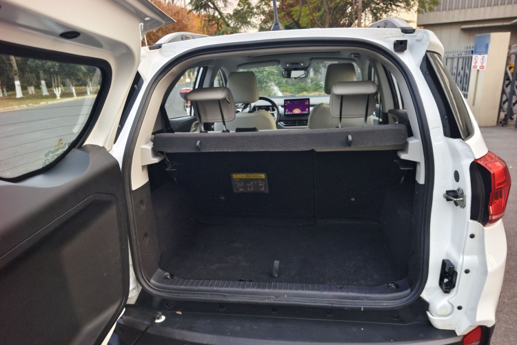 比亚迪 元Pro 2021款 一生一世版中控内饰7008