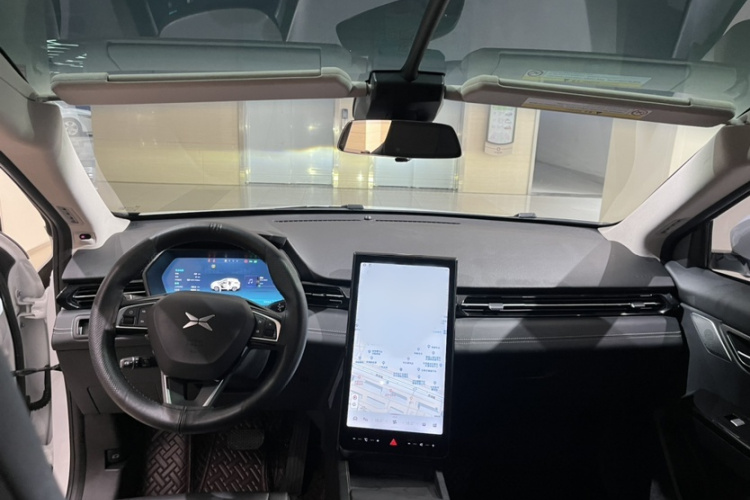 小鹏G3 2022款 G3i 460N中控内饰7003