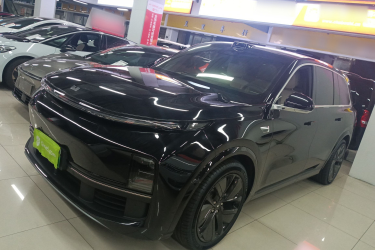 理想汽车 理想L9 2024款 Ultra车身外观4