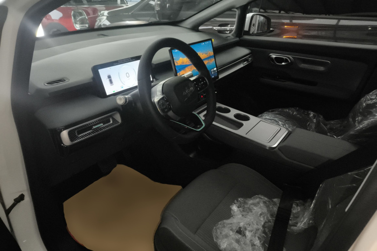 埃安 AION Y 2025款 Plus 510 智享版中控内饰7003