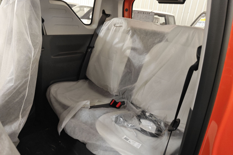 吉利银河 2025款 210km 熊猫骑士中控内饰7003